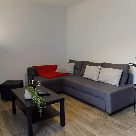 Les Charpentiers Apartment